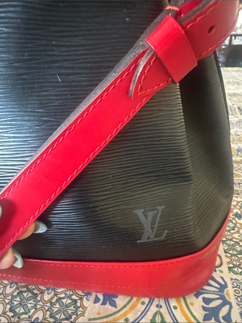 Louis Vuitton Black & Red Epi Leather Drawstring Bucket Bag - Picture 2 of 7